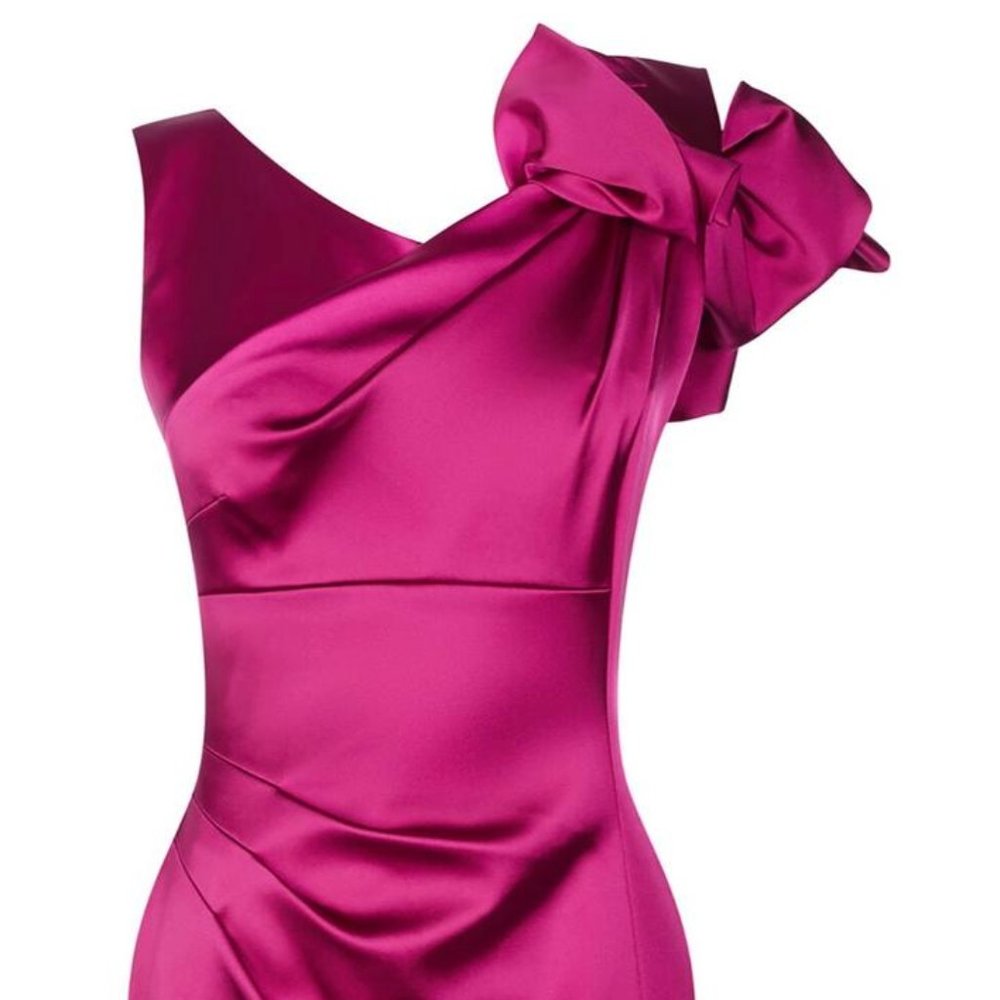 Karen Millen dress UK6 (US4) Satin Bow shoulder, magenta color